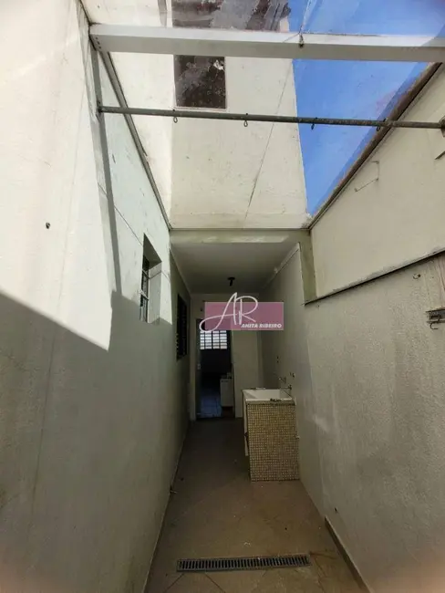 Apartamento com 3 quartos à venda, 130m2 em Pouso Alegre - MG - imagem 9 Foto 9 de Apartamento com 3 quartos à venda, 130m2 em Pouso Alegre - MG