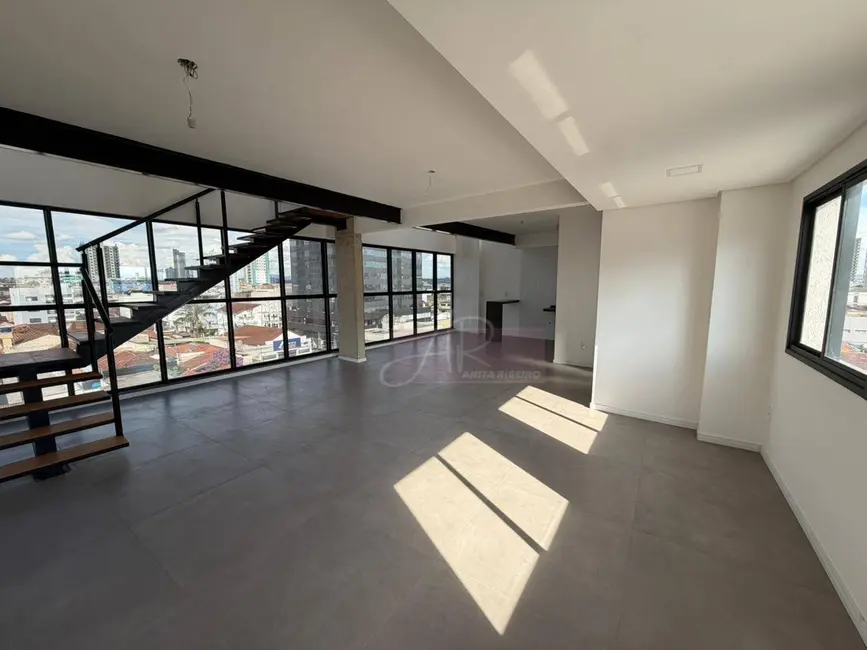 Foto 1 de Apartamento com 2 quartos à venda, 150m2 em Centro, Pouso Alegre - MG