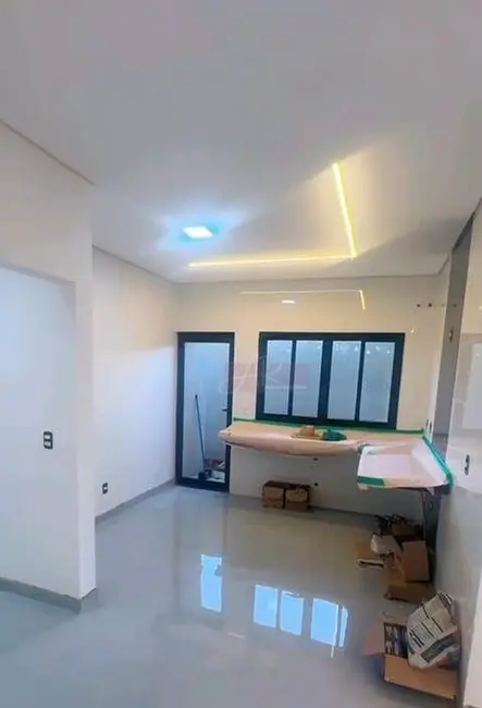 Foto 2 de Casa com 3 quartos à venda, 200m2 em Parque Real, Pouso Alegre - MG