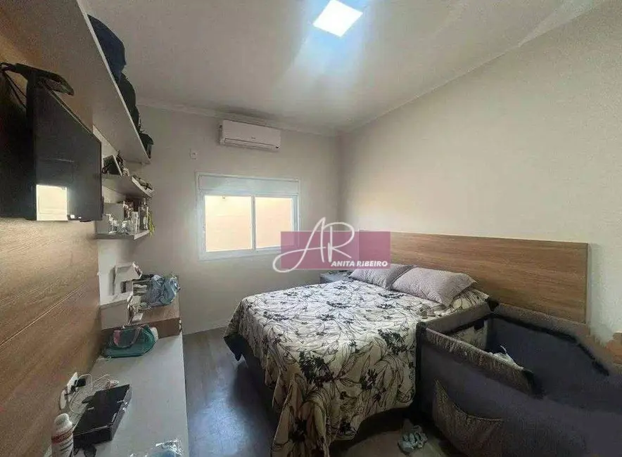 Casa com 3 quartos à venda, 300m2 em Colinas de Santa Bárbara, Pouso Alegre - MG - imagem 6 Foto 6 de Casa com 3 quartos à venda, 300m2 em Colinas de Santa Bárbara, Pouso Alegre - MG