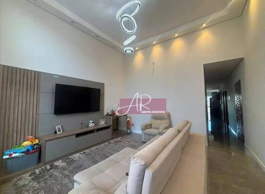 Casa com 3 quartos à venda, 300m2 em Colinas de Santa Bárbara, Pouso Alegre - MG - imagem 3 Foto 3 de Casa com 3 quartos à venda, 300m2 em Colinas de Santa Bárbara, Pouso Alegre - MG