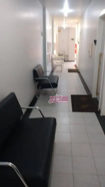 Sala Comercial à venda, 32m2 em Centro, Pouso Alegre - MG - imagem 2 Foto 2 de Sala Comercial à venda, 32m2 em Centro, Pouso Alegre - MG