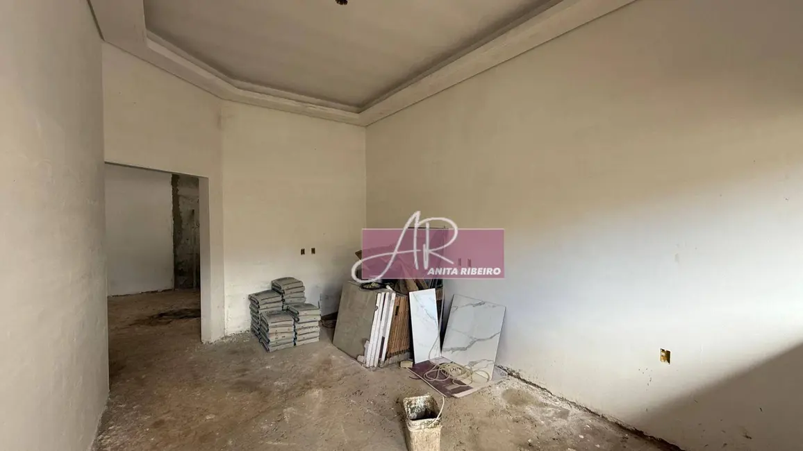 Foto 2 de Casa com 3 quartos à venda, 211m2 em Pouso Alegre - MG