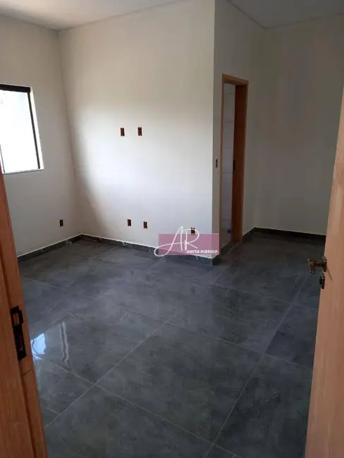 Foto 7 de Casa com 3 quartos à venda, 206m2 em Parque Real, Pouso Alegre - MG