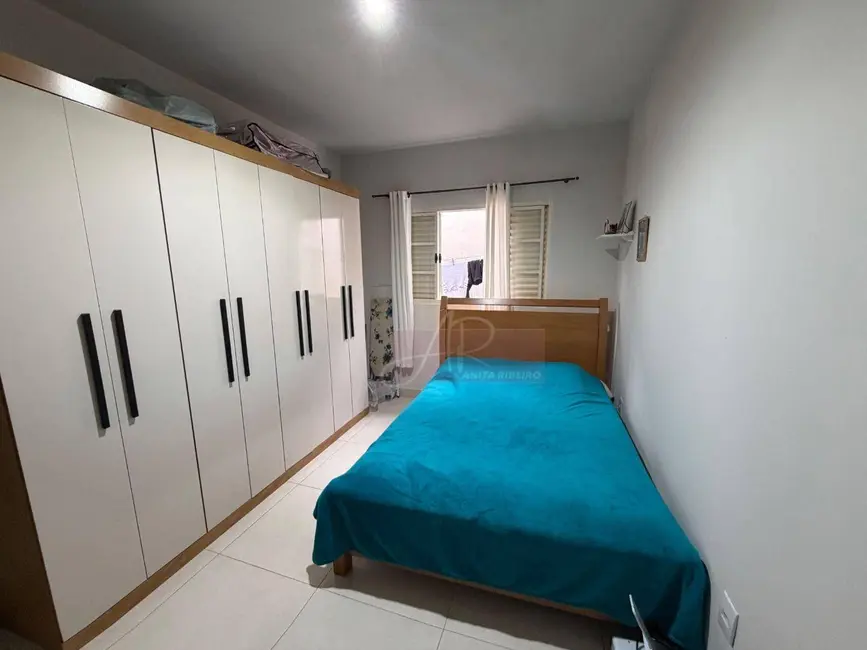 Foto 9 de Casa com 3 quartos à venda, 150m2 em Pouso Alegre - MG