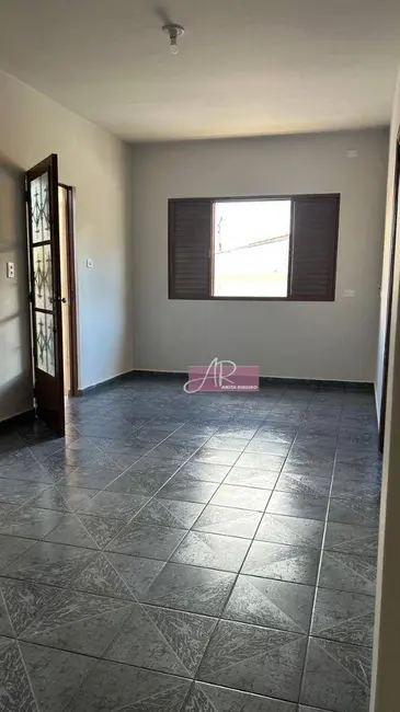 Foto 2 de Casa com 3 quartos à venda, 135m2 em Jardim Noronha, Pouso Alegre - MG