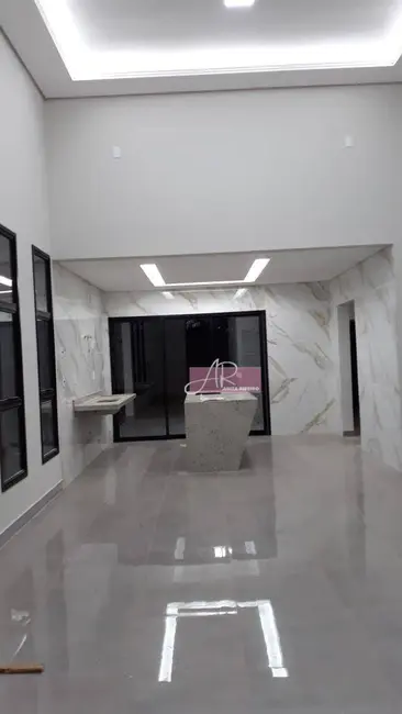Foto 2 de Casa com 3 quartos à venda, 300m2 em Pouso Alegre - MG