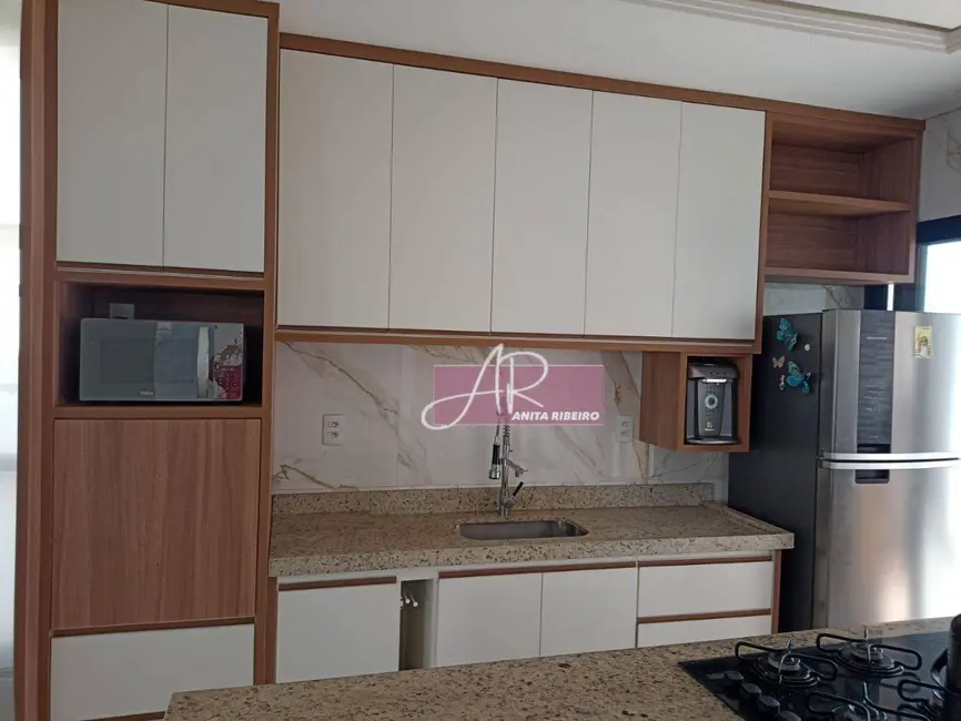 Foto 6 de Casa com 3 quartos à venda, 300m2 em Pouso Alegre - MG