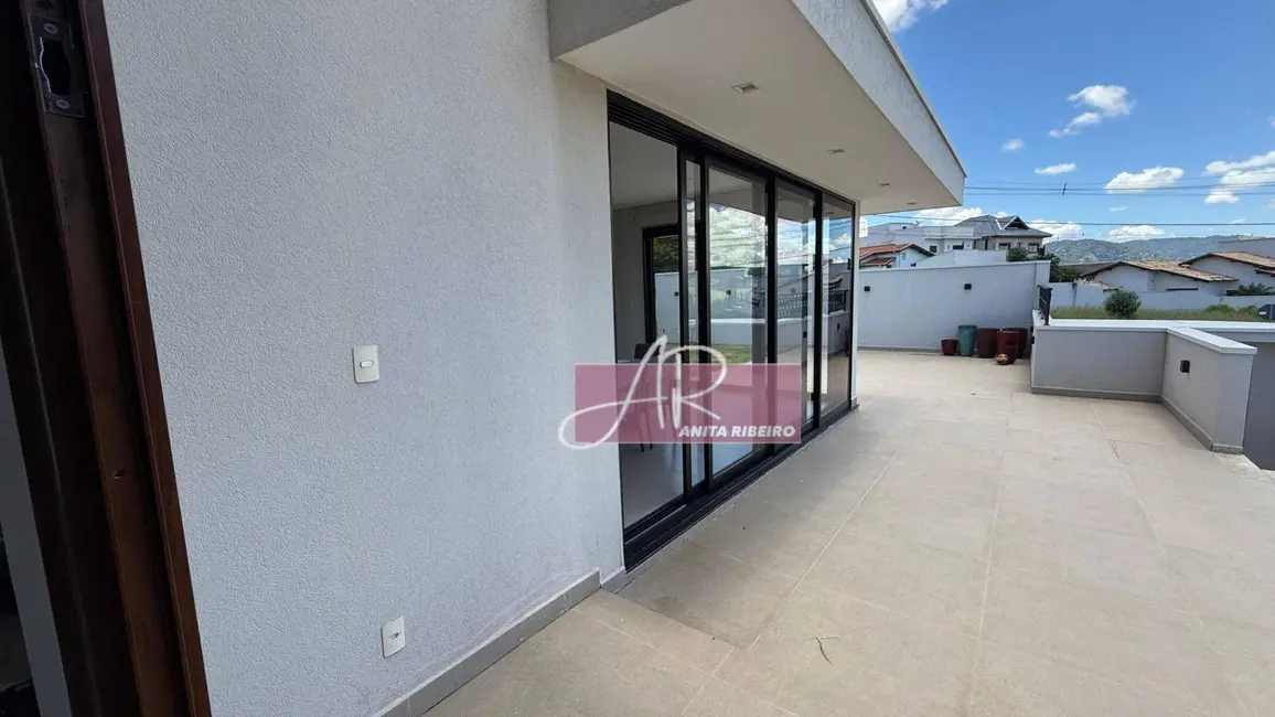 Foto 5 de Casa com 4 quartos à venda, 418m2 em Pouso Alegre - MG