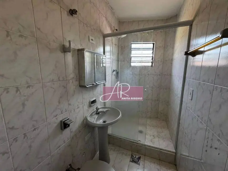 Casa com 4 quartos à venda, 100m2 em Centro, Pouso Alegre - MG - imagem 8 Foto 8 de Casa com 4 quartos à venda, 100m2 em Centro, Pouso Alegre - MG