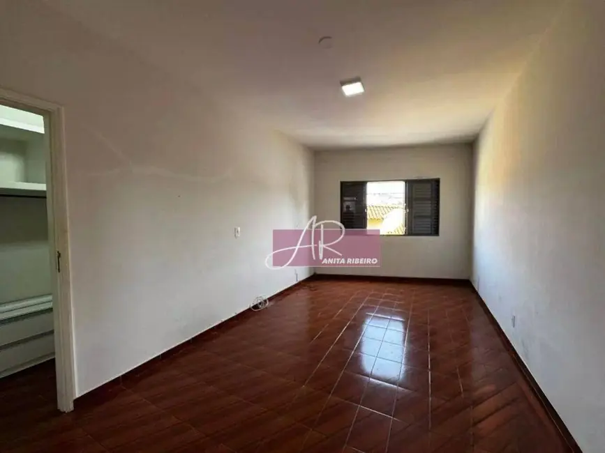 Casa com 4 quartos à venda, 100m2 em Centro, Pouso Alegre - MG - imagem 5 Foto 5 de Casa com 4 quartos à venda, 100m2 em Centro, Pouso Alegre - MG
