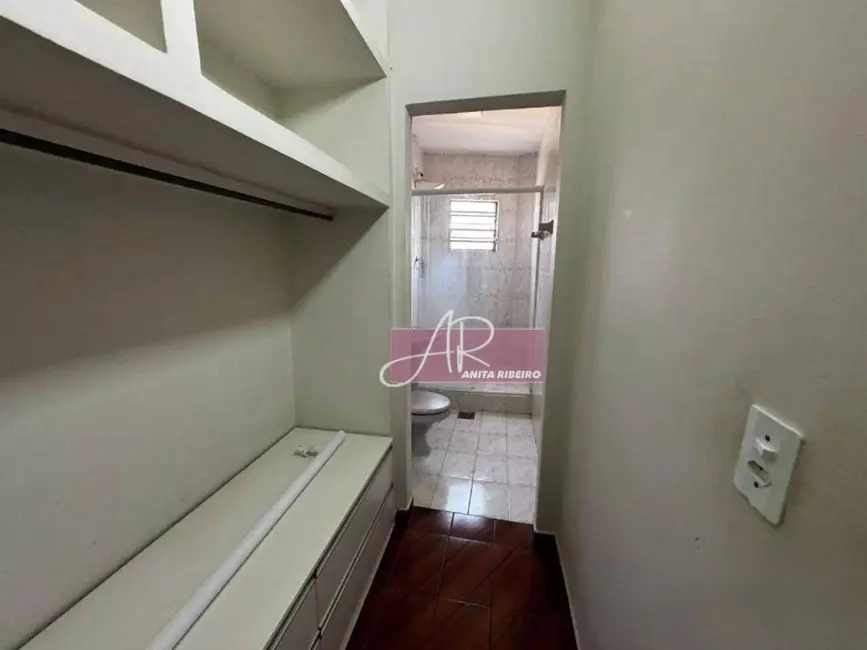 Casa com 4 quartos à venda, 100m2 em Centro, Pouso Alegre - MG - imagem 7 Foto 7 de Casa com 4 quartos à venda, 100m2 em Centro, Pouso Alegre - MG