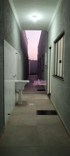 Foto 6 de Casa com 3 quartos à venda, 185m2 em Cidade Vergani, Pouso Alegre - MG