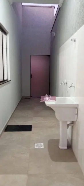 Foto 5 de Casa com 3 quartos à venda, 185m2 em Cidade Vergani, Pouso Alegre - MG