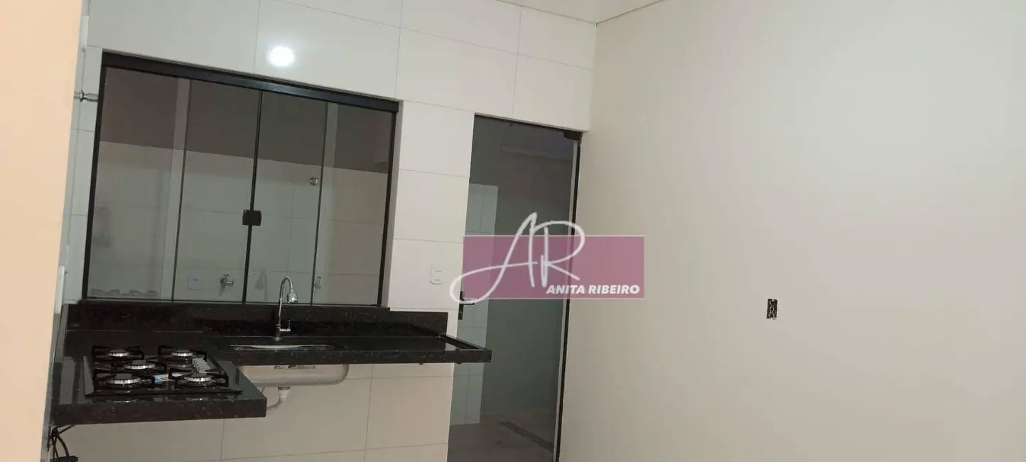 Foto 4 de Casa com 3 quartos à venda, 185m2 em Cidade Vergani, Pouso Alegre - MG