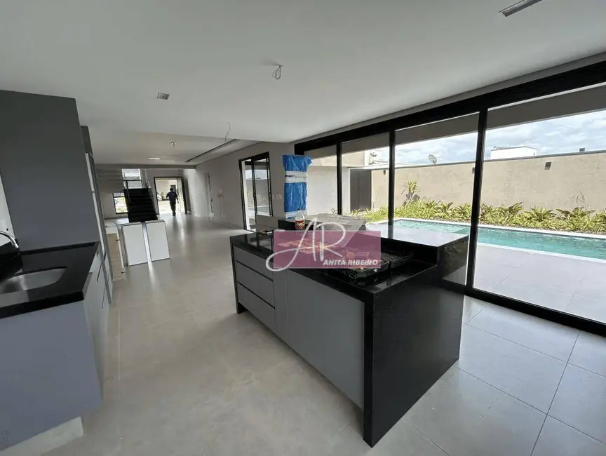 Casa de Condomínio com 4 quartos à venda, 300m2 em Belo Horizonte, Pouso Alegre - MG - imagem 5 Foto 5 de Casa de Condomínio com 4 quartos à venda, 300m2 em Belo Horizonte, Pouso Alegre - MG