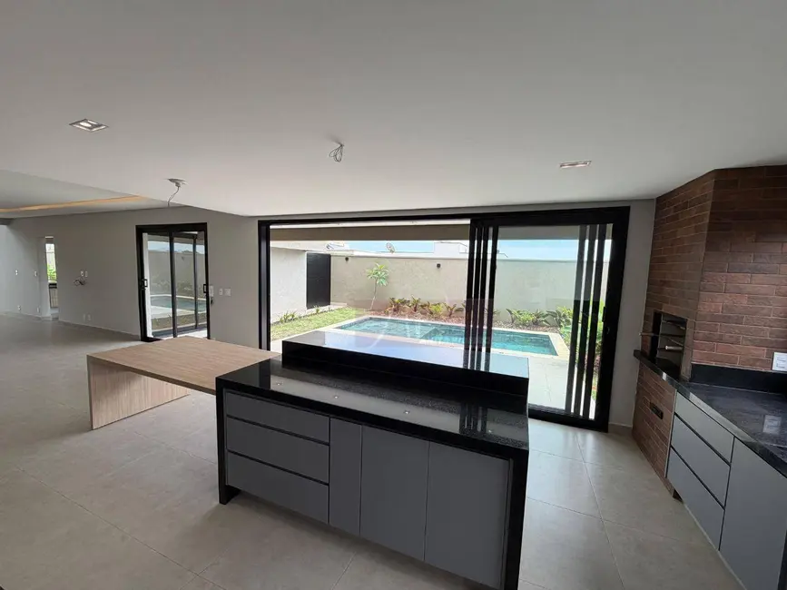 Casa de Condomínio com 4 quartos à venda, 300m2 em Belo Horizonte, Pouso Alegre - MG - imagem 7 Foto 7 de Casa de Condomínio com 4 quartos à venda, 300m2 em Belo Horizonte, Pouso Alegre - MG