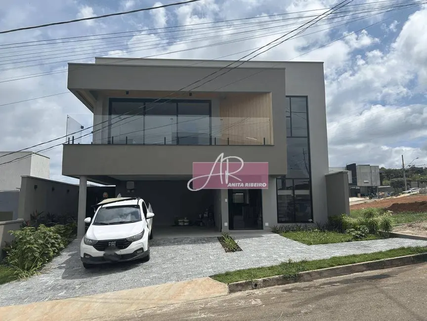 Foto 1 de Casa de Condomínio com 4 quartos à venda, 300m2 em Belo Horizonte, Pouso Alegre - MG