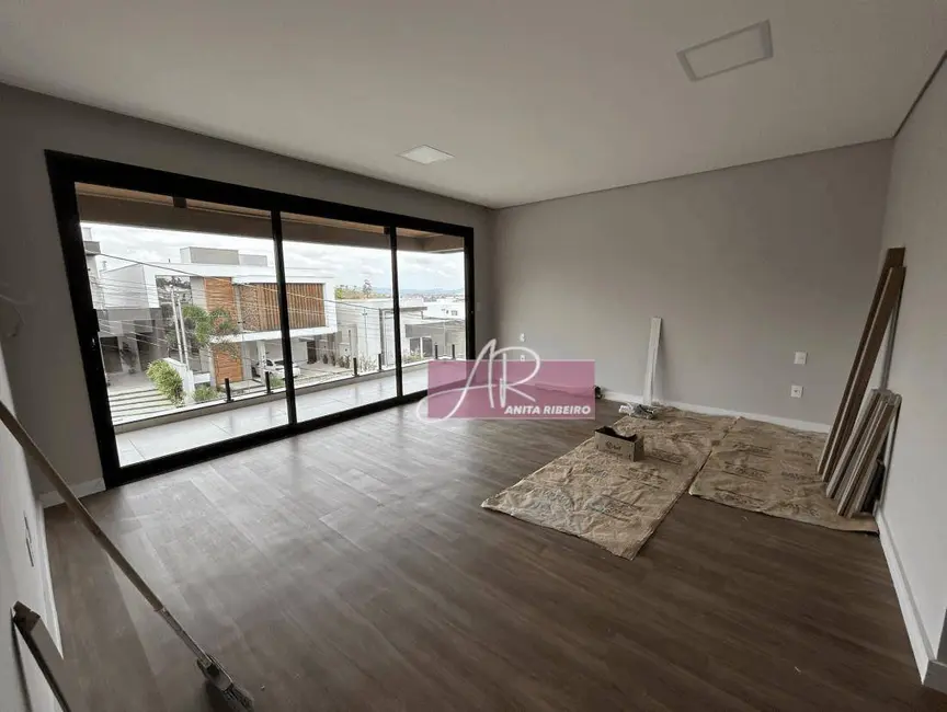 Casa de Condomínio com 4 quartos à venda, 300m2 em Belo Horizonte, Pouso Alegre - MG - imagem 7 Foto 7 de Casa de Condomínio com 4 quartos à venda, 300m2 em Belo Horizonte, Pouso Alegre - MG