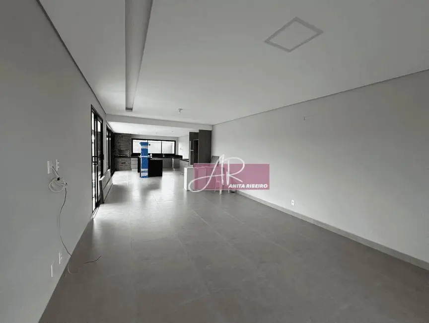 Casa de Condomínio com 4 quartos à venda, 300m2 em Belo Horizonte, Pouso Alegre - MG - imagem 4 Foto 4 de Casa de Condomínio com 4 quartos à venda, 300m2 em Belo Horizonte, Pouso Alegre - MG