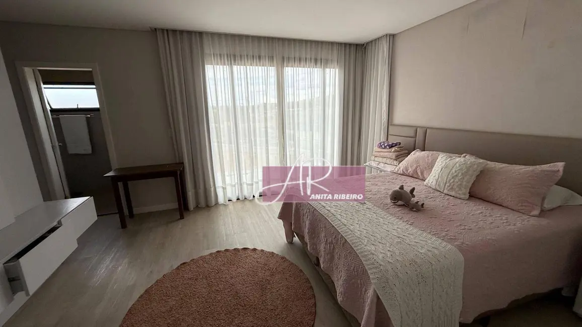 Casa de Condomínio com 4 quartos à venda, 300m2 em Pouso Alegre - MG - imagem 8 Foto 8 de Casa de Condomínio com 4 quartos à venda, 300m2 em Pouso Alegre - MG