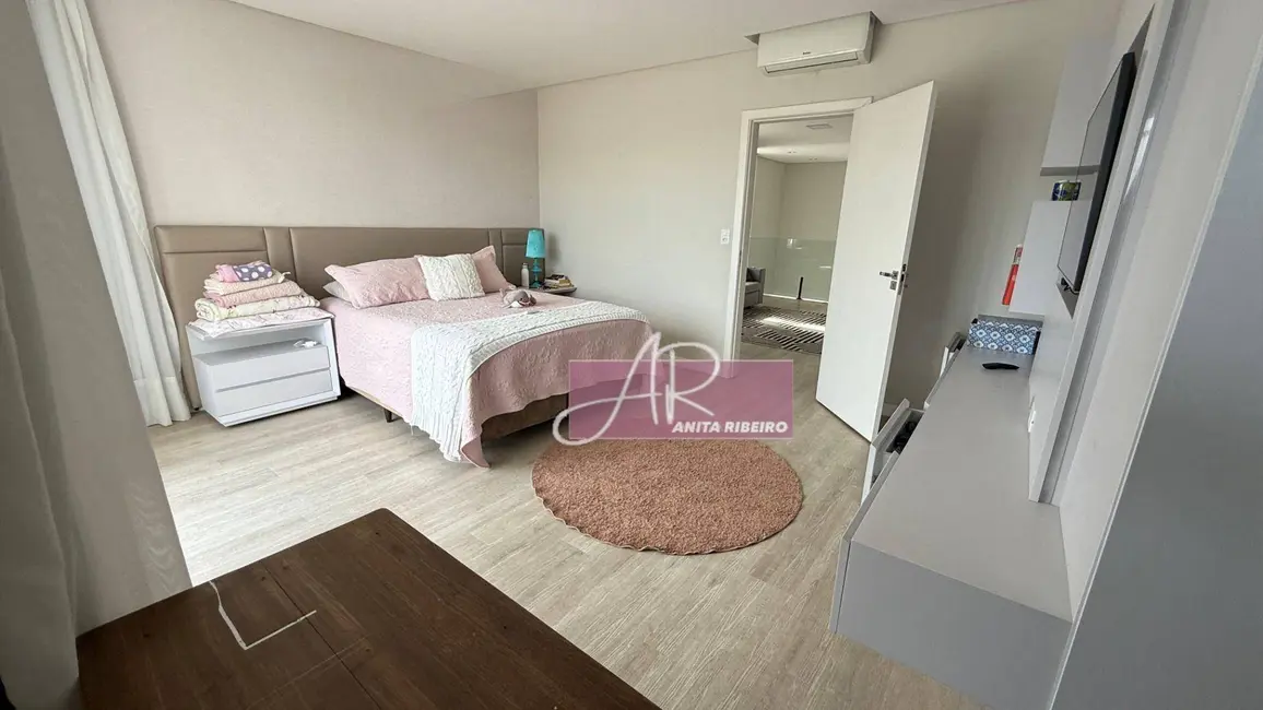 Casa de Condomínio com 4 quartos à venda, 300m2 em Pouso Alegre - MG - imagem 7 Foto 7 de Casa de Condomínio com 4 quartos à venda, 300m2 em Pouso Alegre - MG