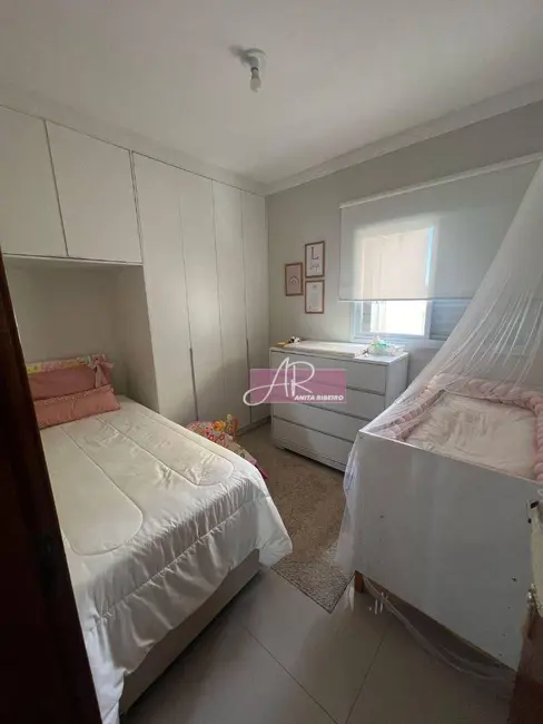 Apartamento com 2 quartos à venda, 80m2 em Pouso Alegre - MG - imagem 9 Foto 9 de Apartamento com 2 quartos à venda, 80m2 em Pouso Alegre - MG