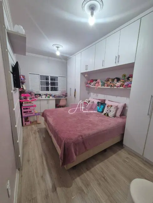 Foto 6 de Casa com 4 quartos à venda, 381m2 em São Carlos, Pouso Alegre - MG