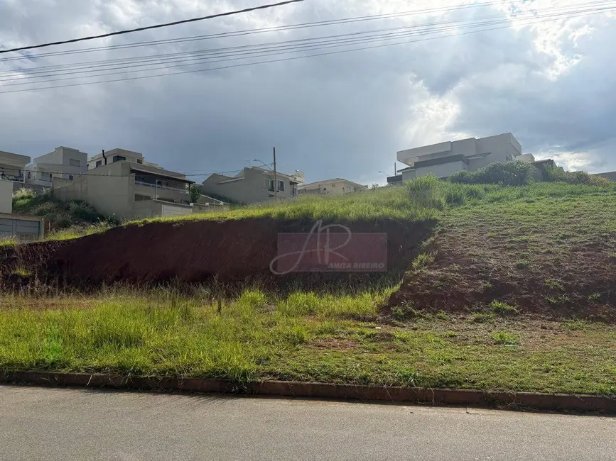 Terreno / Lote à venda, 318m2 em Buritis, Pouso Alegre - MG - imagem 1 Foto 1 de Terreno / Lote à venda, 318m2 em Buritis, Pouso Alegre - MG