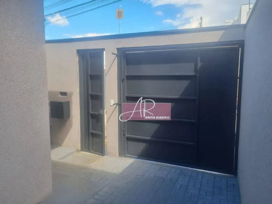 Foto 2 de Casa com 3 quartos à venda, 100m2 em Parque Real, Pouso Alegre - MG