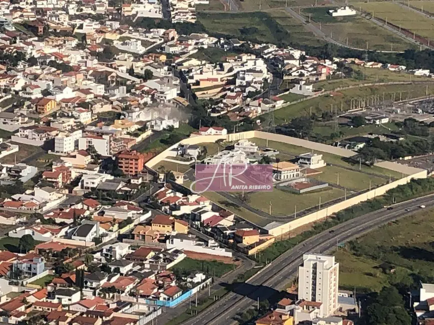 Foto 1 de Terreno / Lote à venda, 758m2 em Fátima II, Pouso Alegre - MG