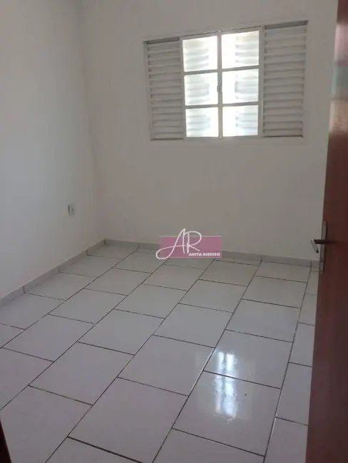 Casa com 3 quartos à venda, 144m2 em Pouso Alegre - MG - imagem 9 Foto 9 de Casa com 3 quartos à venda, 144m2 em Pouso Alegre - MG