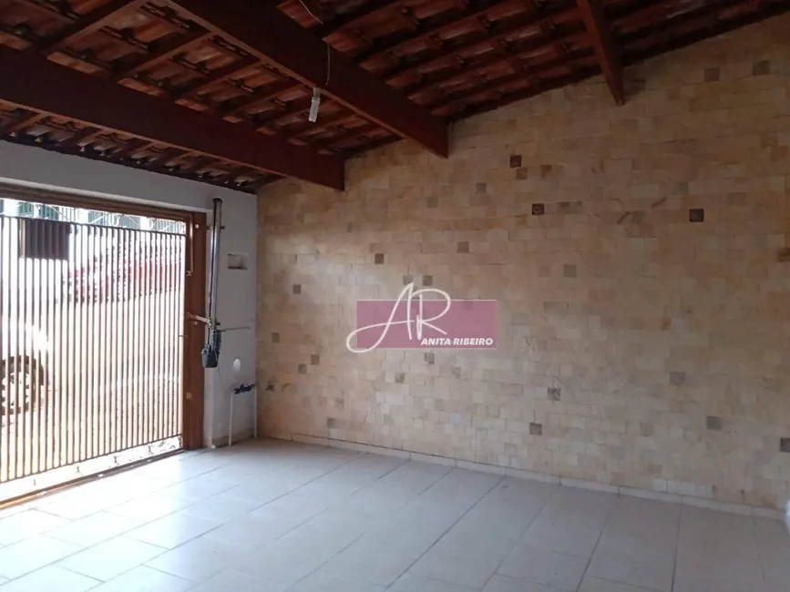 Casa com 3 quartos à venda, 144m2 em Pouso Alegre - MG - imagem 4 Foto 4 de Casa com 3 quartos à venda, 144m2 em Pouso Alegre - MG