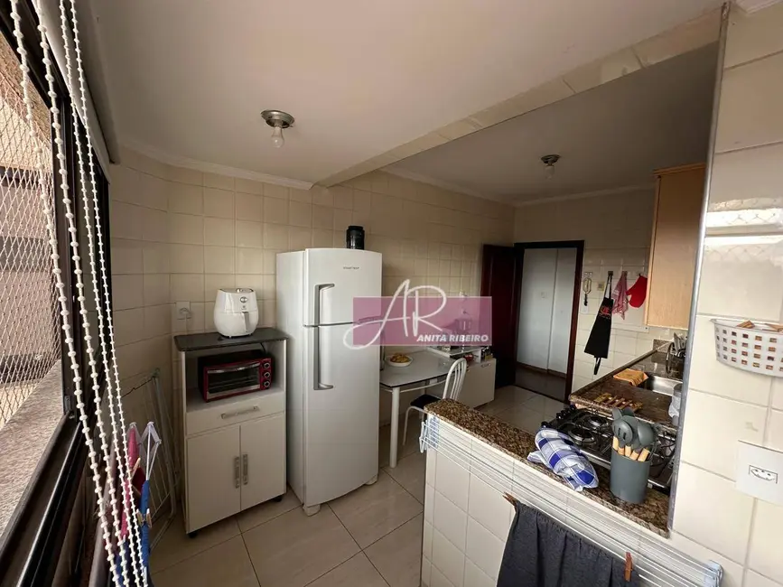 Apartamento com 3 quartos à venda, 80m2 em Pouso Alegre - MG - imagem 7 Foto 7 de Apartamento com 3 quartos à venda, 80m2 em Pouso Alegre - MG