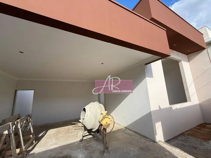 Foto 2 de Casa com 3 quartos à venda, 300m2 em Pouso Alegre - MG