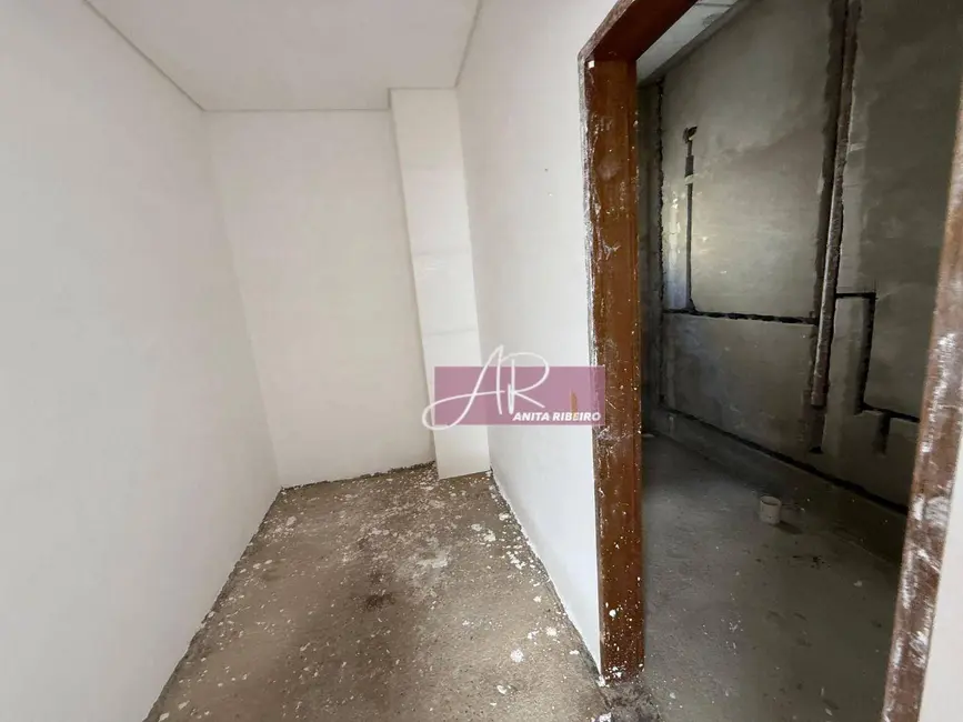 Foto 7 de Casa com 3 quartos à venda, 300m2 em Pouso Alegre - MG