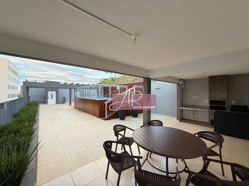 Foto 1 de Apartamento com 2 quartos à venda, 65m2 em Pouso Alegre - MG