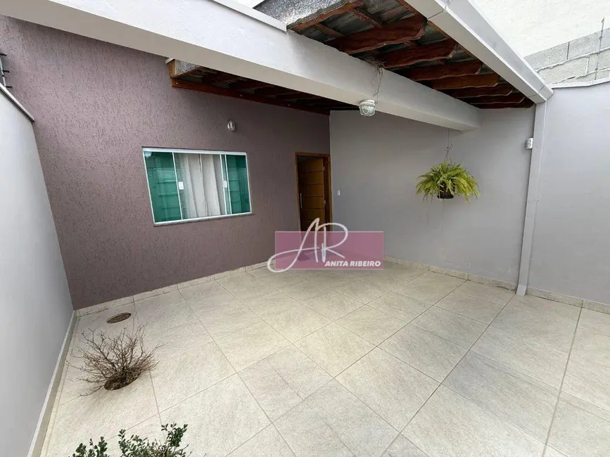 Foto 1 de Casa com 2 quartos à venda, 100m2 em Parque Real, Pouso Alegre - MG