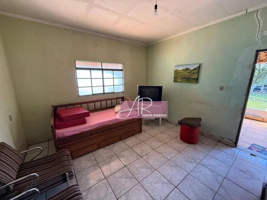 Chácara com 3 quartos à venda, 10000m2 em Jardim Belvedere, Pouso Alegre - MG - imagem 3 Foto 3 de Chácara com 3 quartos à venda, 10000m2 em Jardim Belvedere, Pouso Alegre - MG