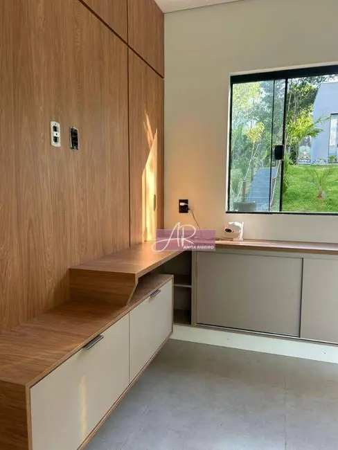 Chácara com 3 quartos à venda, 4000m2 em Belo Horizonte, Pouso Alegre - MG - imagem 6 Foto 6 de Chácara com 3 quartos à venda, 4000m2 em Belo Horizonte, Pouso Alegre - MG