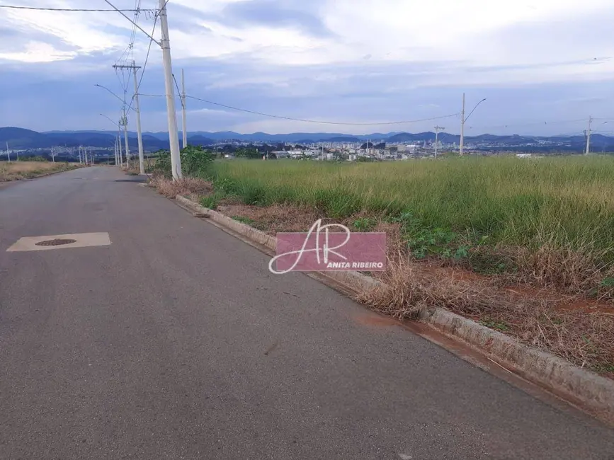 Terreno / Lote à venda, 300m2 em Pouso Alegre - MG - imagem 3 Foto 3 de Terreno / Lote à venda, 300m2 em Pouso Alegre - MG