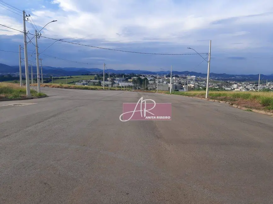 Terreno / Lote à venda, 300m2 em Pouso Alegre - MG - imagem 6 Foto 6 de Terreno / Lote à venda, 300m2 em Pouso Alegre - MG