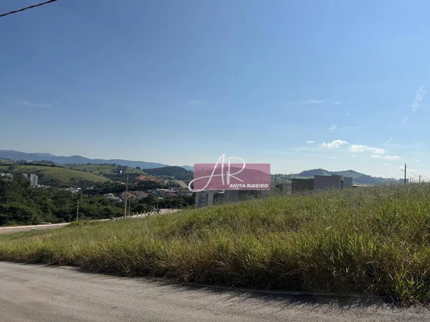 Foto 2 de Terreno / Lote à venda, 1219m2 em Pouso Alegre - MG