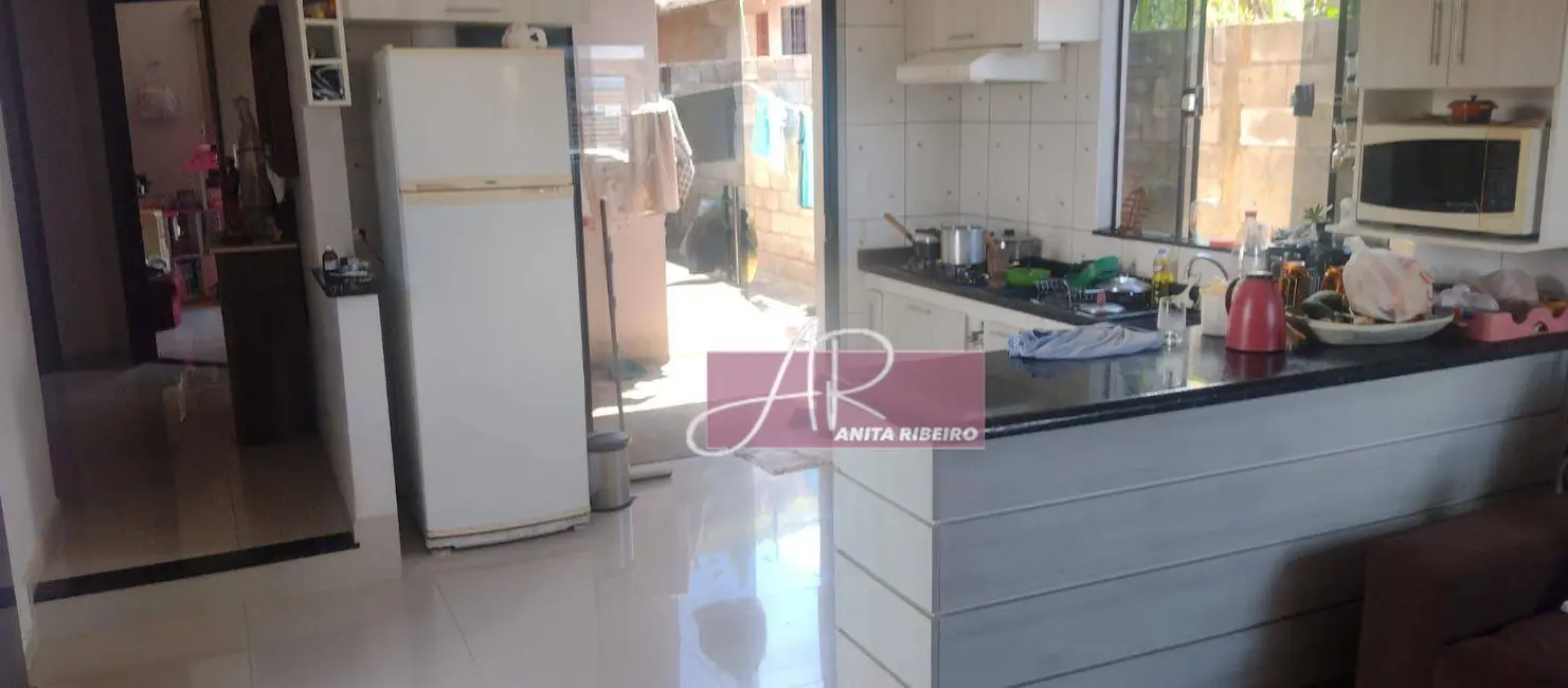 Casa com 3 quartos à venda, 327m2 em Vila Nossa Senhora Aparecida, Pouso Alegre - MG - imagem 3 Foto 3 de Casa com 3 quartos à venda, 327m2 em Vila Nossa Senhora Aparecida, Pouso Alegre - MG