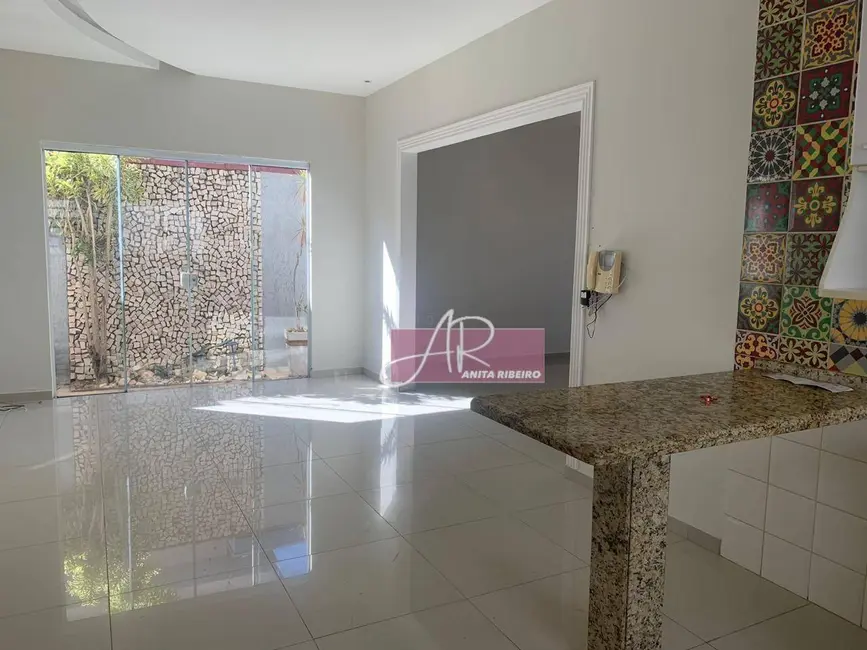 Casa com 3 quartos à venda, 300m2 em Colinas de Santa Bárbara, Pouso Alegre - MG - imagem 5 Foto 5 de Casa com 3 quartos à venda, 300m2 em Colinas de Santa Bárbara, Pouso Alegre - MG