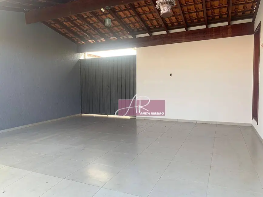 Casa com 3 quartos à venda, 300m2 em Colinas de Santa Bárbara, Pouso Alegre - MG - imagem 4 Foto 4 de Casa com 3 quartos à venda, 300m2 em Colinas de Santa Bárbara, Pouso Alegre - MG