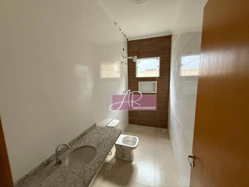 Foto 4 de Casa com 2 quartos à venda, 125m2 em Santo Expedito, Pouso Alegre - MG