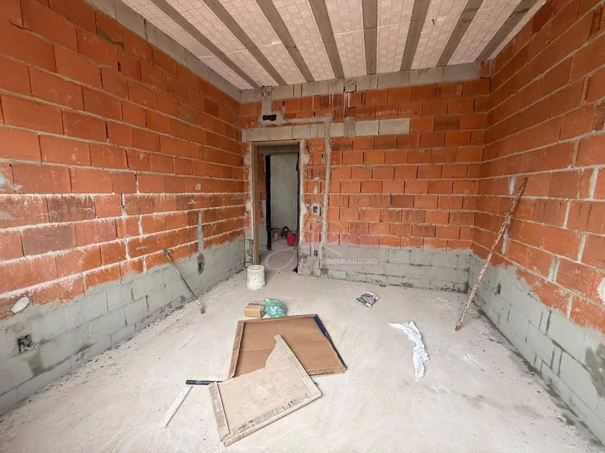 Casa com 3 quartos à venda, 300m2 em Buritis, Pouso Alegre - MG - imagem 3 Foto 3 de Casa com 3 quartos à venda, 300m2 em Buritis, Pouso Alegre - MG