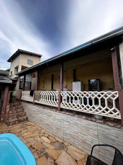 Chácara com 4 quartos à venda, 470m2 em Pouso Alegre - MG - imagem 3 Foto 3 de Chácara com 4 quartos à venda, 470m2 em Pouso Alegre - MG