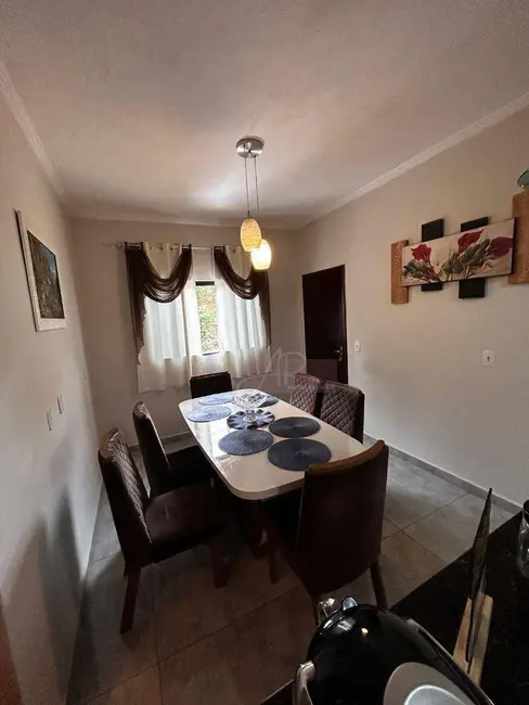 Chácara com 4 quartos à venda, 470m2 em Pouso Alegre - MG - imagem 8 Foto 8 de Chácara com 4 quartos à venda, 470m2 em Pouso Alegre - MG